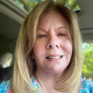 Meet your Posher, Carol